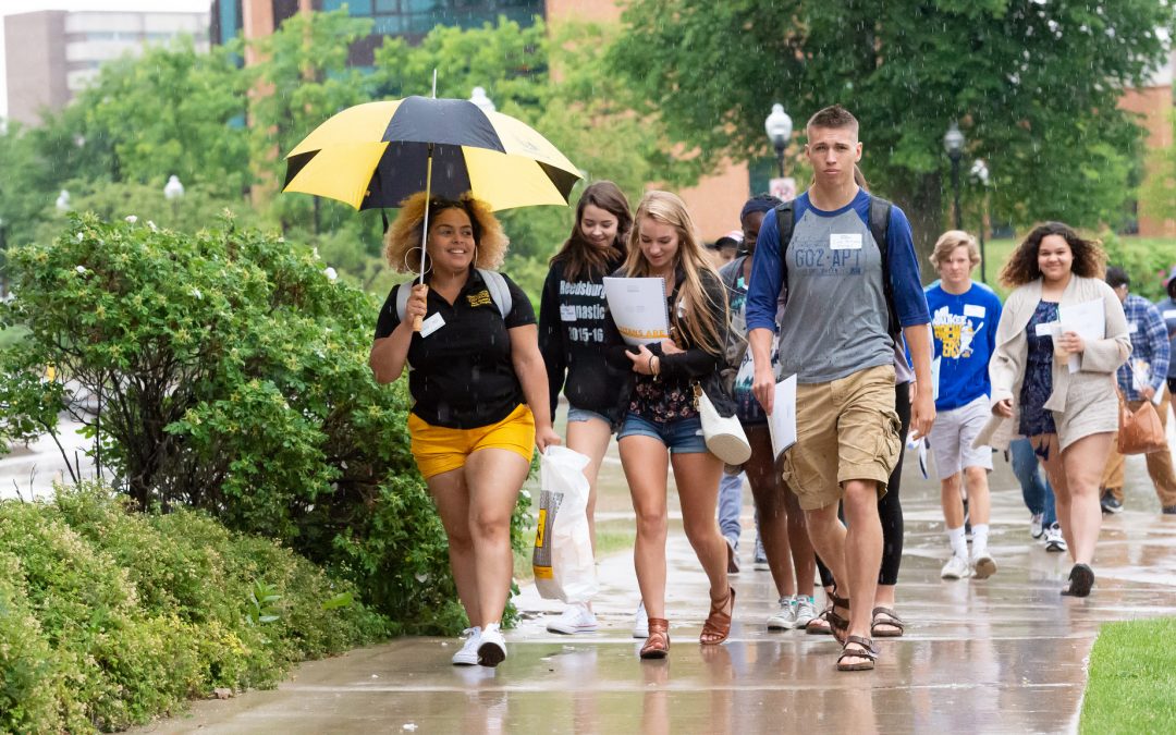 Hundreds of incoming UWO first-year students launch college career with Titan Takeoff